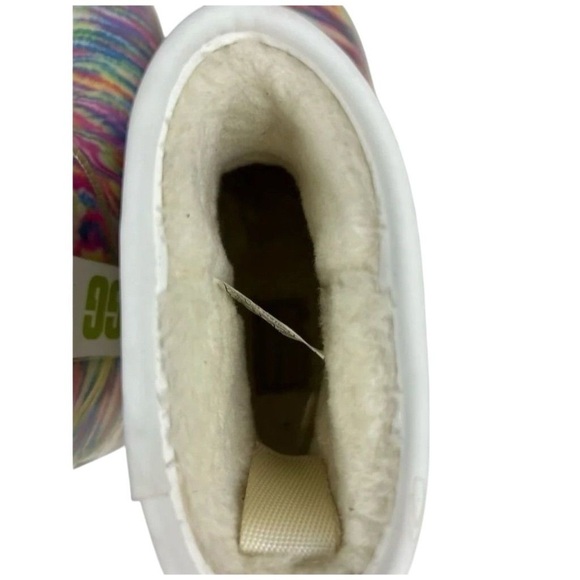 Ugg Women's Classic Clear Mini Pixelate Boot Size 5 - Picture 9 of 16